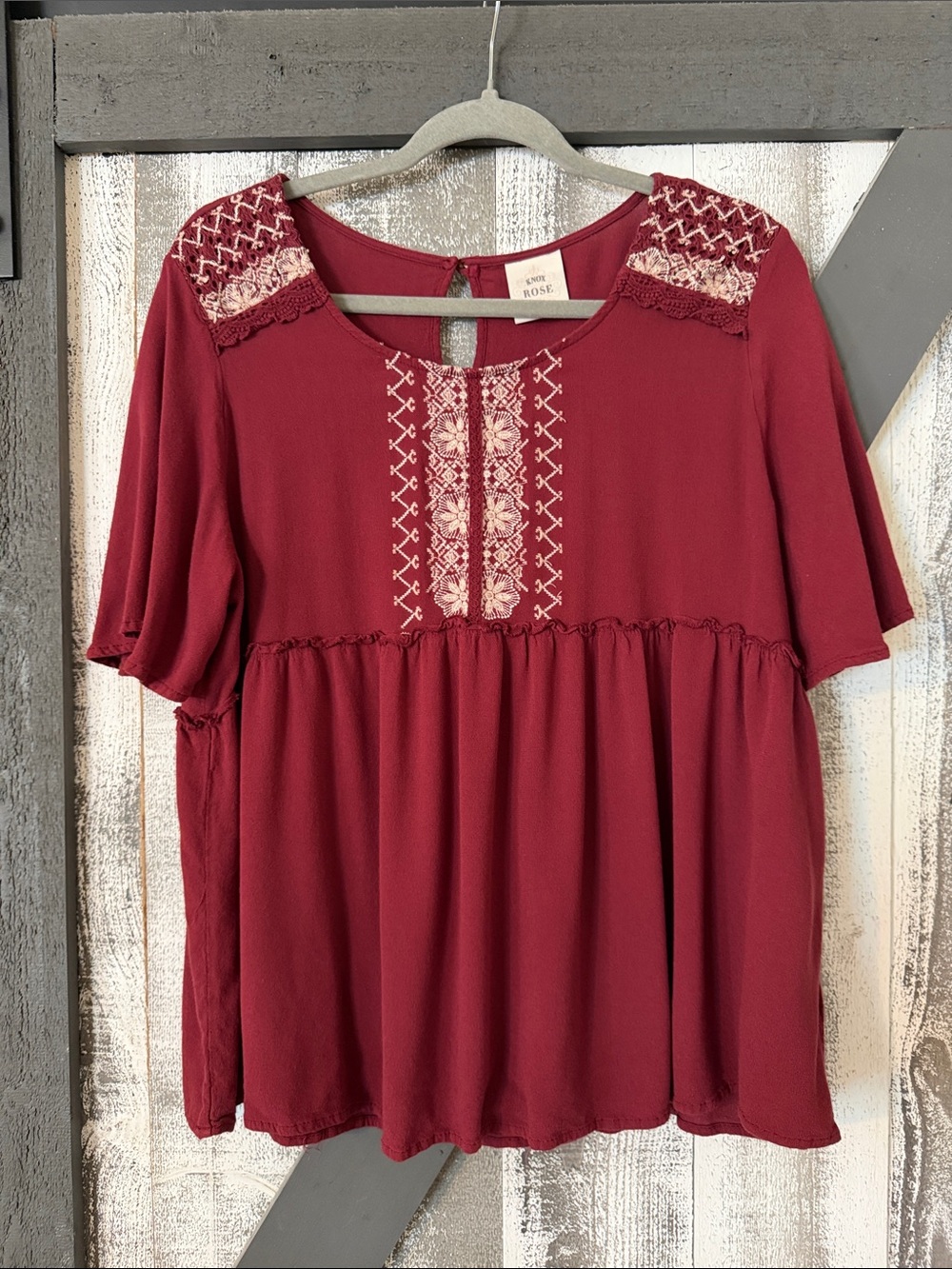 Knox Rose Embroidered Scoop-Neck Tunic - Burgundy